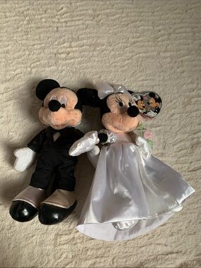 Mickey and Minnie Wedding Plush Set